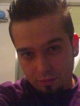 Person who looks like Justin Hartley