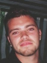 Person who looks like David Charvet