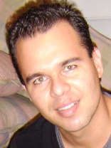 Person who looks like Kevin Dillon