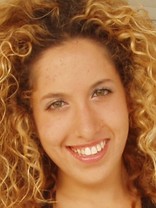 Person who looks like Lizzy Caplan