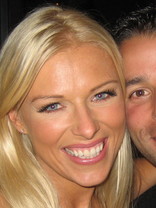 Person who looks like Kelly Ripa