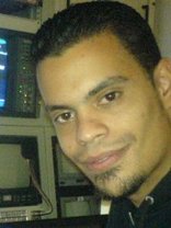 Person who looks like Marc Anthony