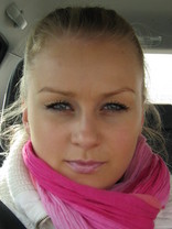 Person who looks like Portia de Rossi