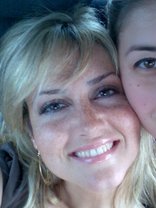 Person who looks like Elizabeth Hendrickson