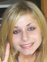 Person who looks like Jennifer Finnigan