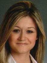 Person who looks like Kelly Clarkson