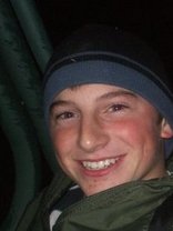 Person who looks like Topher Grace