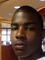 Person who looks like Jamie Foxx