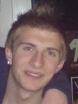 Person who looks like Alex Pettyfer