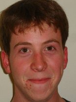 Person who looks like Jonathan Silverman