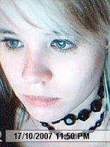 Person who looks like Mary-Kate and Ashley Olsen