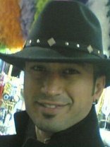 Person who looks like Mario Lopez