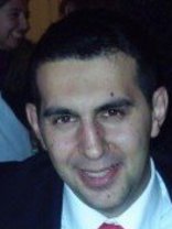 Person who looks like Eric Szmanda