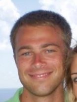 Person who looks like Brad Pitt