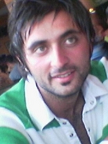 Person who looks like Justin Chatwin