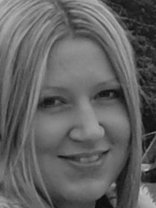 Person who looks like Elisabeth Shue