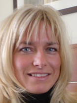 Person who looks like Kathy Baker