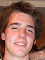 Person who looks like Tyler Hilton