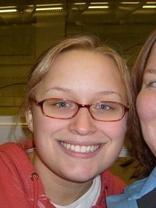 Person who looks like Sarah Wynter