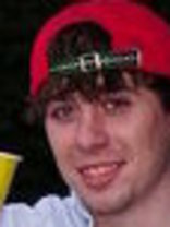 Person who looks like Bryan Greenberg