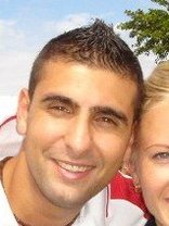 Person who looks like Nestor Carbonell