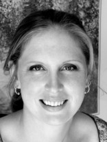 Person who looks like Leeza Gibbons