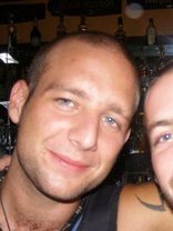 Person who looks like Simon Rex