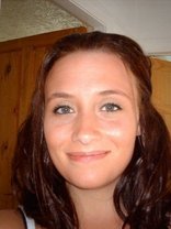 Person who looks like Sarah Wynter