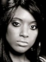 Person who looks like Zoe Saldaña