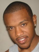 Person who looks like Henry Simmons