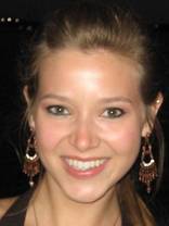 Person who looks like Christine Lakin