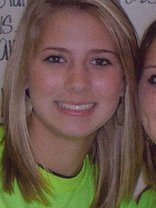 Person who looks like Julie Gonzalo