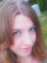 Person who looks like Renee Olstead