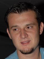 Person who looks like Eddie Kaye Thomas