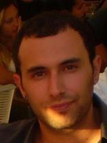 Person who looks like Robert Luketic