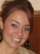 Person who looks like Leah Remini