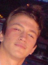 Person who looks like Simon Rex