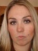 Person who looks like Sarah Carter