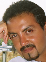 Person who looks like Benjamin Bratt