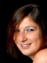 Person who looks like Catherine Keener