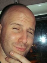 Person who looks like Michael Rosenbaum