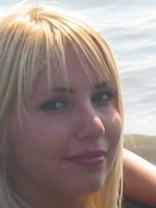 Person who looks like Kim Cattrall