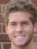 Person who looks like Josh Duhamel