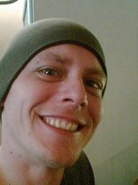 Person who looks like Dennis Quaid