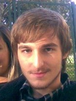 Person who looks like Noah Wyle