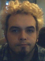 Person who looks like Danny Masterson