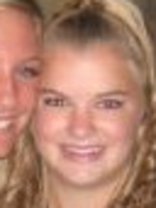 Person who looks like Emily VanCamp