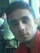 Person who looks like Bobby Cannavale