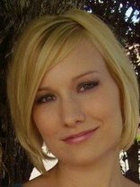 Person who looks like Kristen Bell