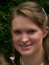 Person who looks like Kaylee DeFer